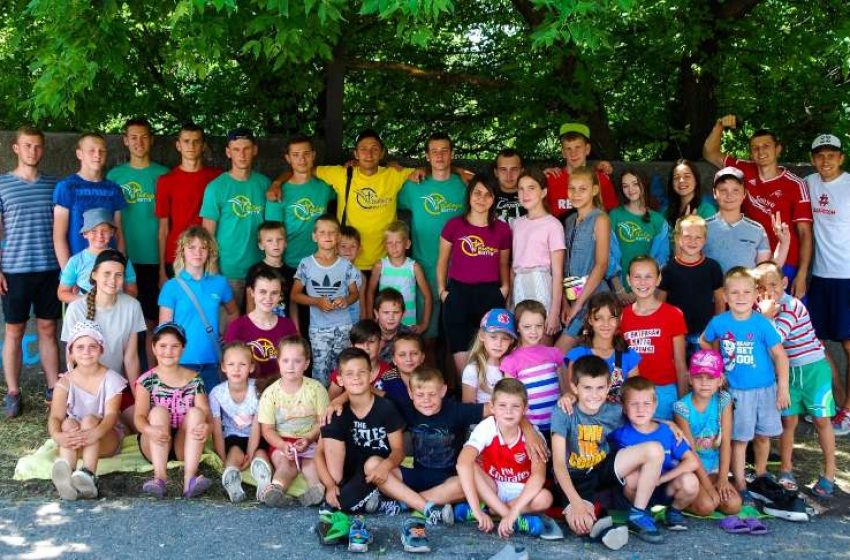  У Добропiлля завітали волонтери з різних міст України + ФОТО