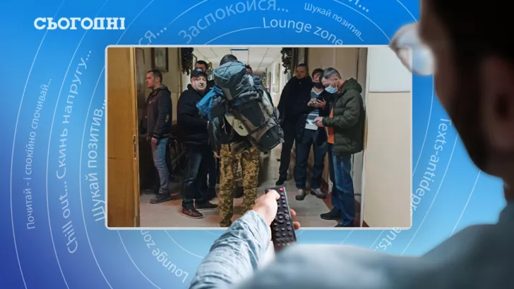 Параллельно с военным положением продлевают и общую мобилизацию.